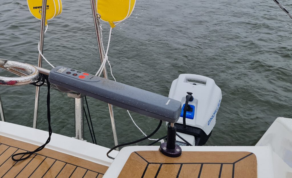 Afbeelding van de elektrische motor op zeilboot VIKO S 21